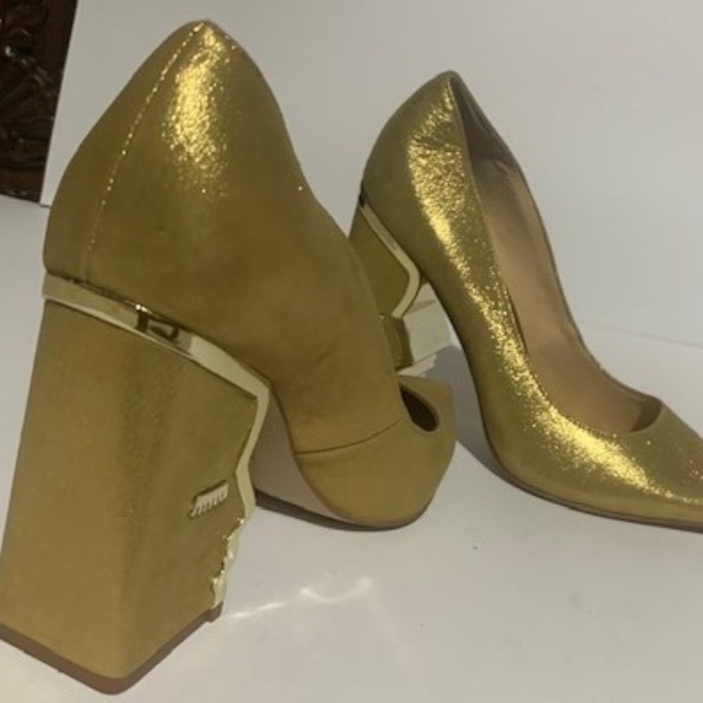 Gold Katy Perry